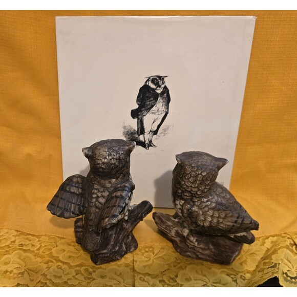 2 Vintage Great Horned Owl Bisque Figurines MCM Homco on Branch #1114 & Owl Book - Picture 2 of 6